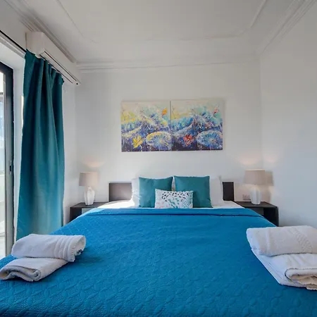 Exclusive 4-bedroom And Penthouse With Jacuzzi Apartment *