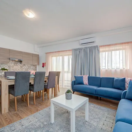 Exclusive 4-bedroom And Penthouse With Jacuzzi * 斯利马