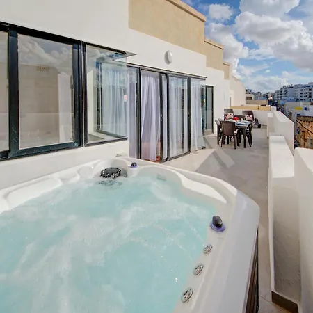 Lägenhet Exclusive 4-bedroom And Penthouse With Jacuzzi *