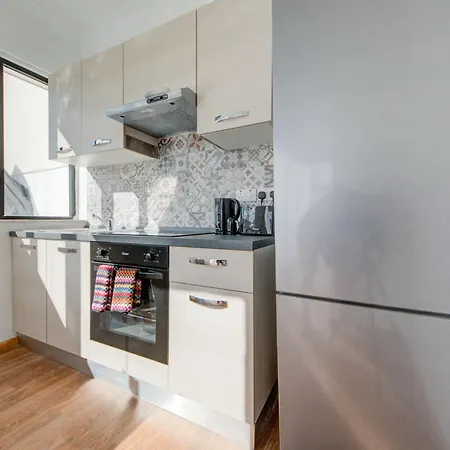 Exclusive 4-bedroom And Penthouse With Jacuzzi Lägenhet Sliema