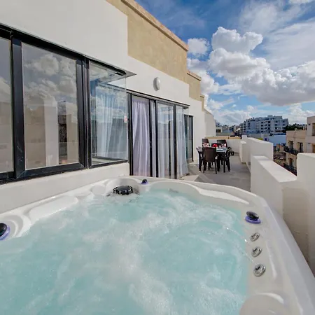 Exclusive 4-bedroom And Penthouse With Jacuzzi 公寓 *