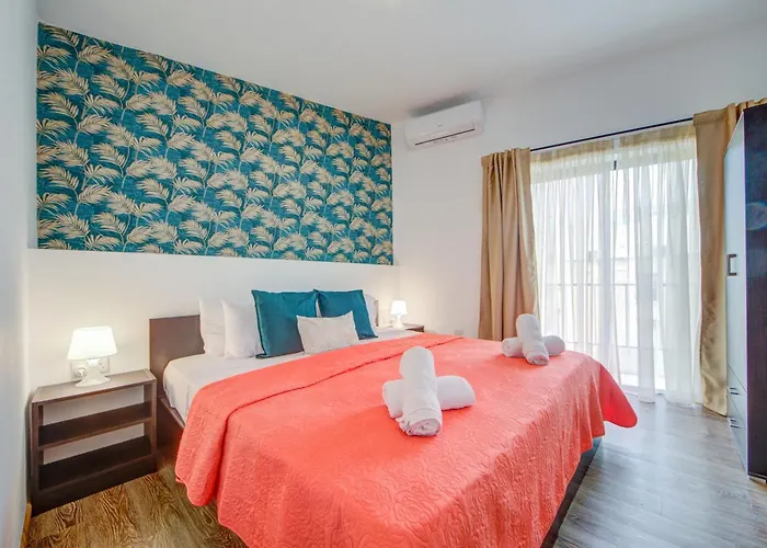 Exclusive 4-bedroom And Penthouse With Jacuzzi * Sliema