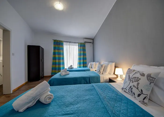 Exclusive 4-bedroom And Penthouse With Jacuzzi Apartamento