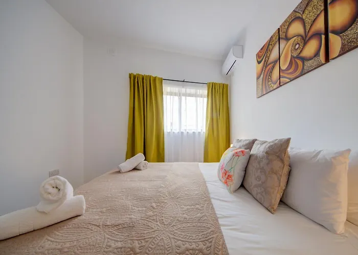 Exclusive 4-bedroom And Penthouse With Jacuzzi Apartamento *