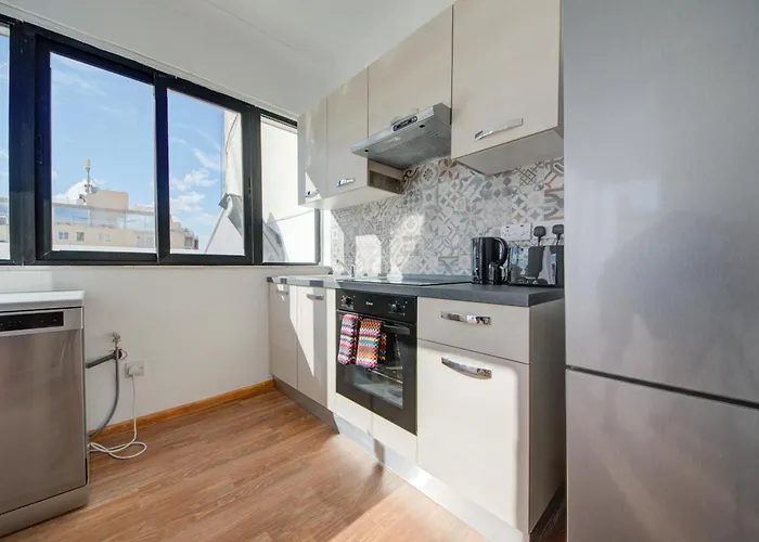 Exclusive 4-bedroom And Penthouse With Jacuzzi Apartamento