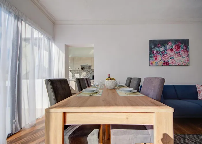 Exclusive 4-bedroom And Penthouse With Jacuzzi Apartamento Sliema